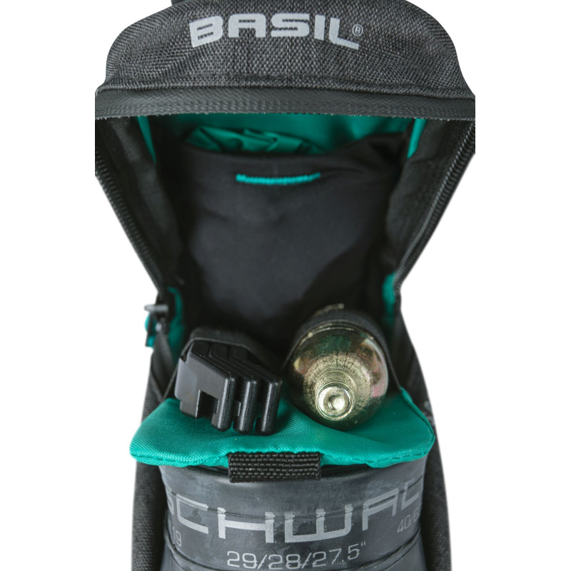 BASIL DISCOVERY 365D TORBA SADDLE BAG M, 1L, black melee