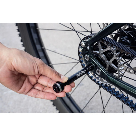 ORTLIEB BAGAŻNIK OŚ THRU AXLE 12x1.5 180mm M6
