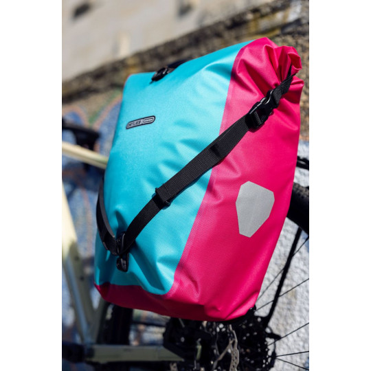 ORTLIEB SAKWA TYLNA BACK-ROLLER CYBER CYBER BLUE/CYBER PINK 20L new 2026