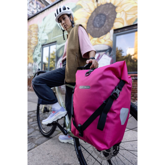 ORTLIEB SAKWA TYLNA BACK-ROLLER CYBER CYBER PINK 20L new 2026