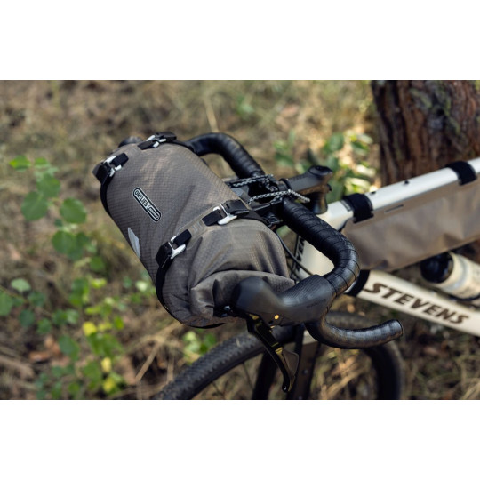 ORTLIEB TORBA BIKE PACKING NA KIEROWNICĘ HANDLEBAR-PACK FLEX DARK SAND 9L new 2026