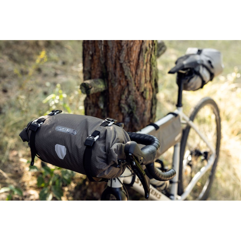 ORTLIEB TORBA BIKE PACKING NA KIEROWNICĘ HANDLEBAR-PACK FLEX DARK SAND 9L new 2026