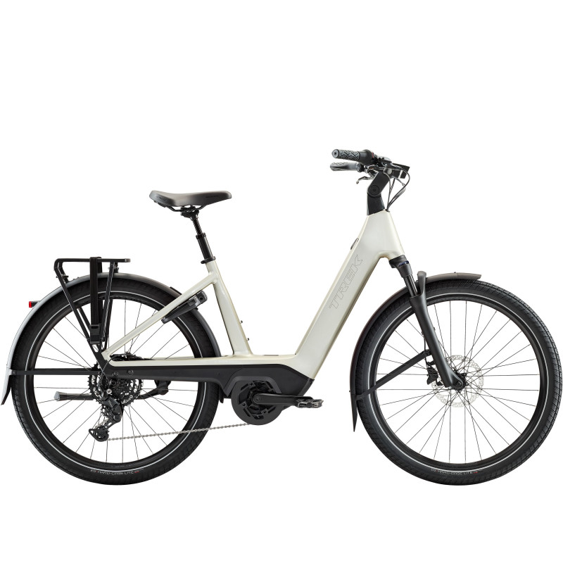 Rower TREK Charter+ 4 R9 540 Wh o niskim przekroku