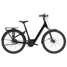Rower TREK District+ 2 o niskim przekroku z napędem pasowym