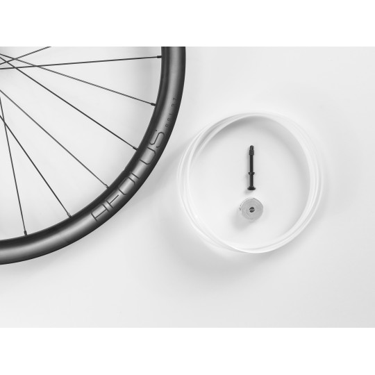 Koło (przód) BONTRAGER Koło szosowe Bontrager Aeolus RSL 37 TLR pod hamulce tarczowe